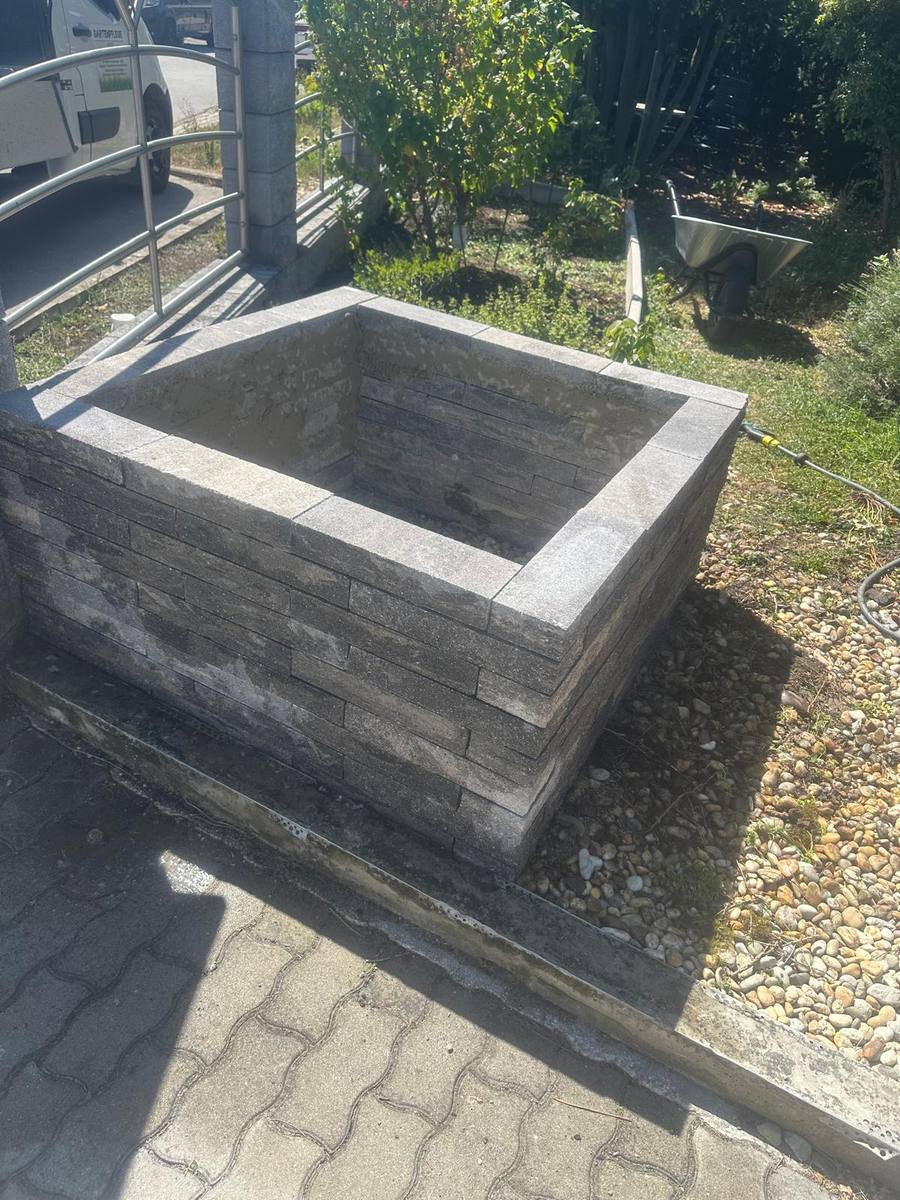 Brunnen & Gartengestaltung – Gemauerte Einfassung